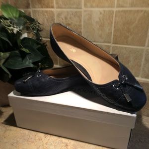 Nurture Mayler Navy Blue Leather Flats size 7.5